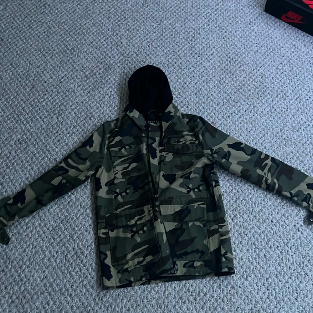Empyre Camouflage jacket with hood